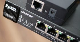 Strømkabel nettet med PoE eller Power Over Ethernet